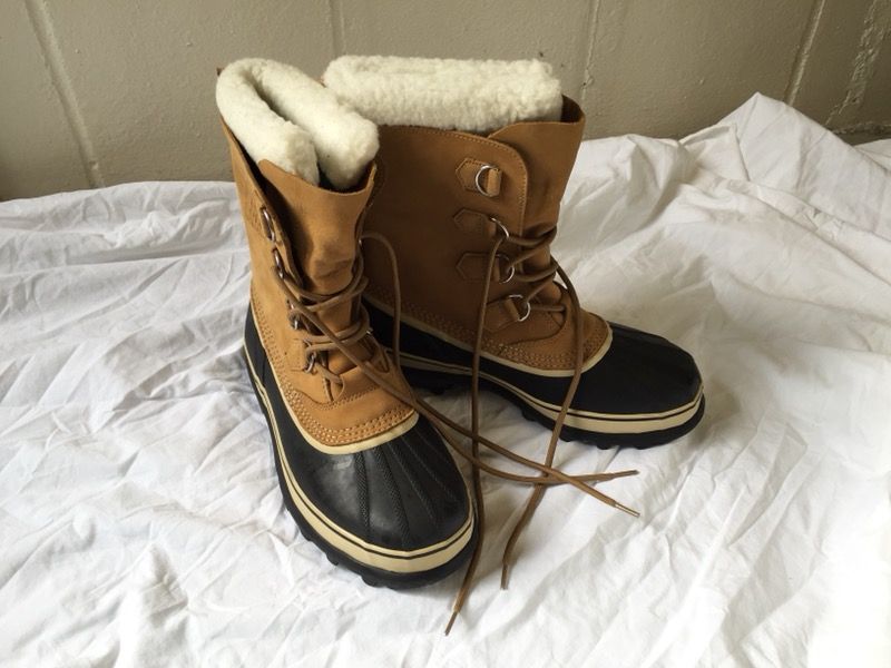 Sorel caribou leather duck boots(NEW)