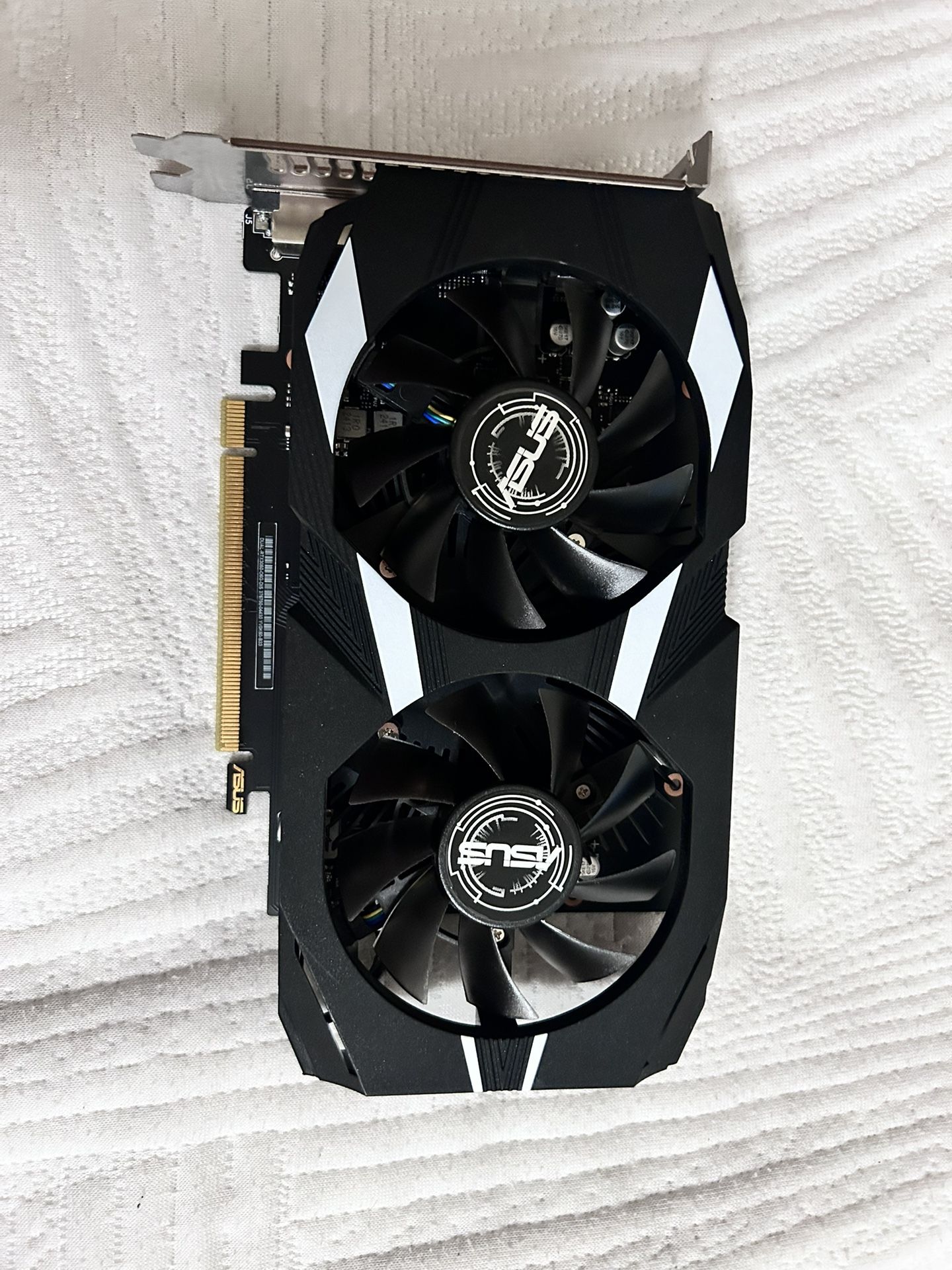GeForce RTX 3050 Oc Edition 6gb