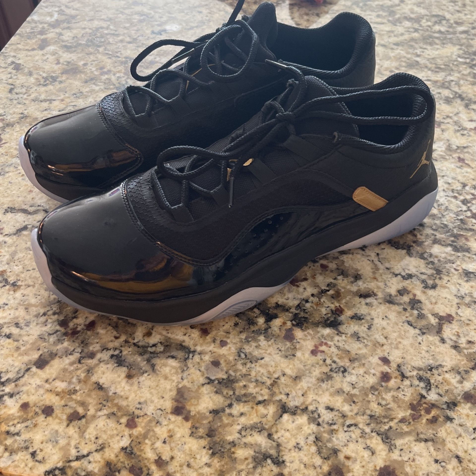 Air Jordan 11 In Minty Condition Size 11