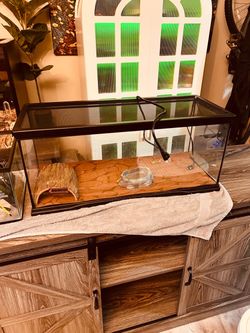 Reptile tank 20 gallon
