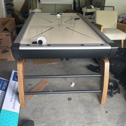 Air Hockey Table 
