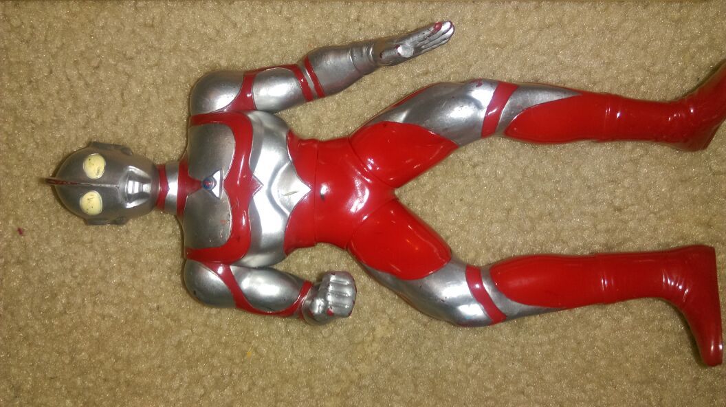 Vintage Ultraman 8" action figure semi poseable