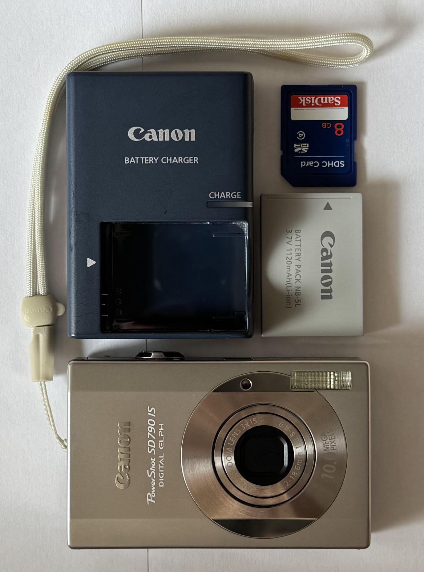 Canon PowerShot SD790 IS Digital Elph Camera Working Like New Original Battery No Box