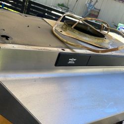 Free 30” Exhaust Fan 