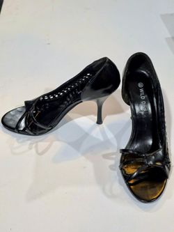 Black open toe cross straps and basket weave sides