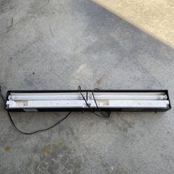 36 Inch Low Profile Light For Reptile Tanks