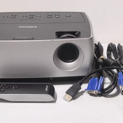 InFocus IN24 Model W240 Projector