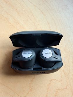 Jabra Wireless Earbuds with Charging Case