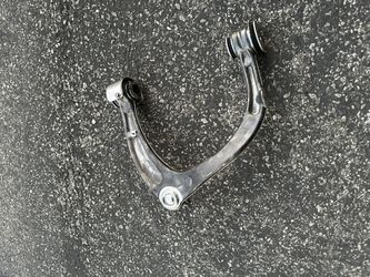 2019-2025 Silverado Upper Control Arms