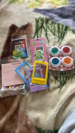 Polaroid accessories