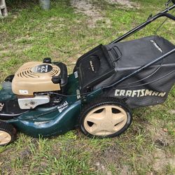 Craftsman Self Propelled Lawn Mower 