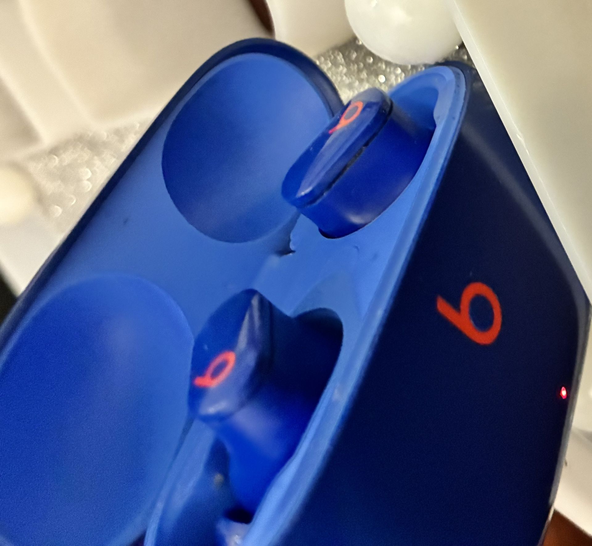 Beats True Wireless Earbuds β Like New π