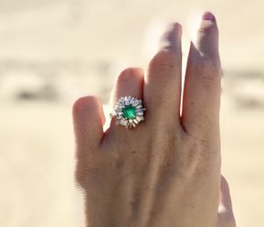 18k 2.66 (tcw Diamonds & Natural Emerald) - Vintage Estate Ballerina Cocktail Engagement Ring