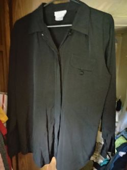 A  Nice Black Long Sleeve Button Down Top