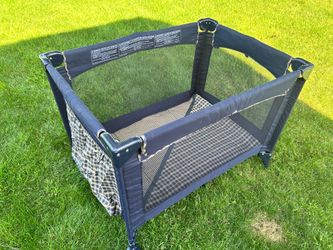 Evenflo Babygo pack-n-play