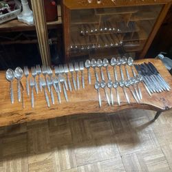 1960s Mid Century Modern Towle Candle glow Flatware Service For 8