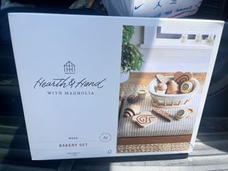 Wooden bakery toy set