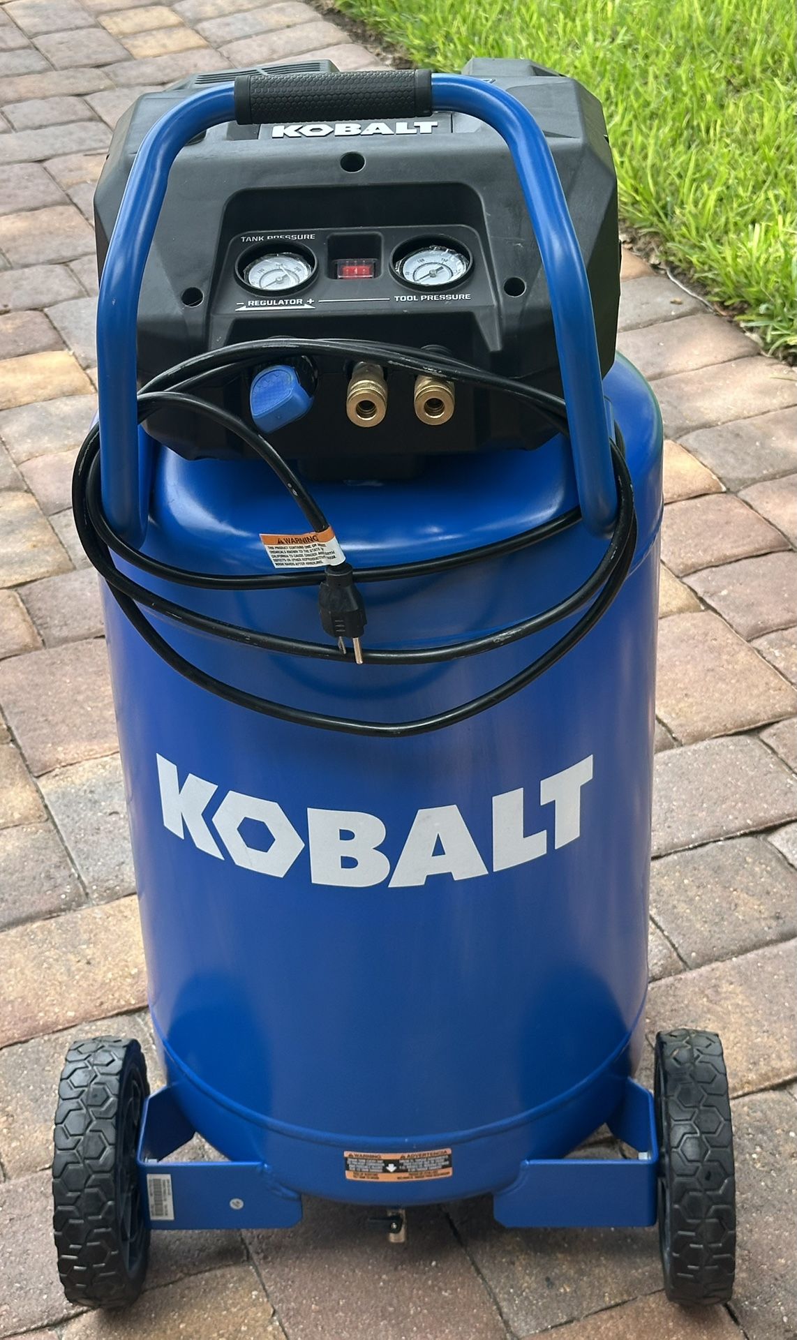 Kobalt 20 Gallon Portable Electric 175 PSI Vertical Air Compressor model LK20175