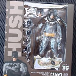 Medicom Mafex Batman Hush Batman Black Version 