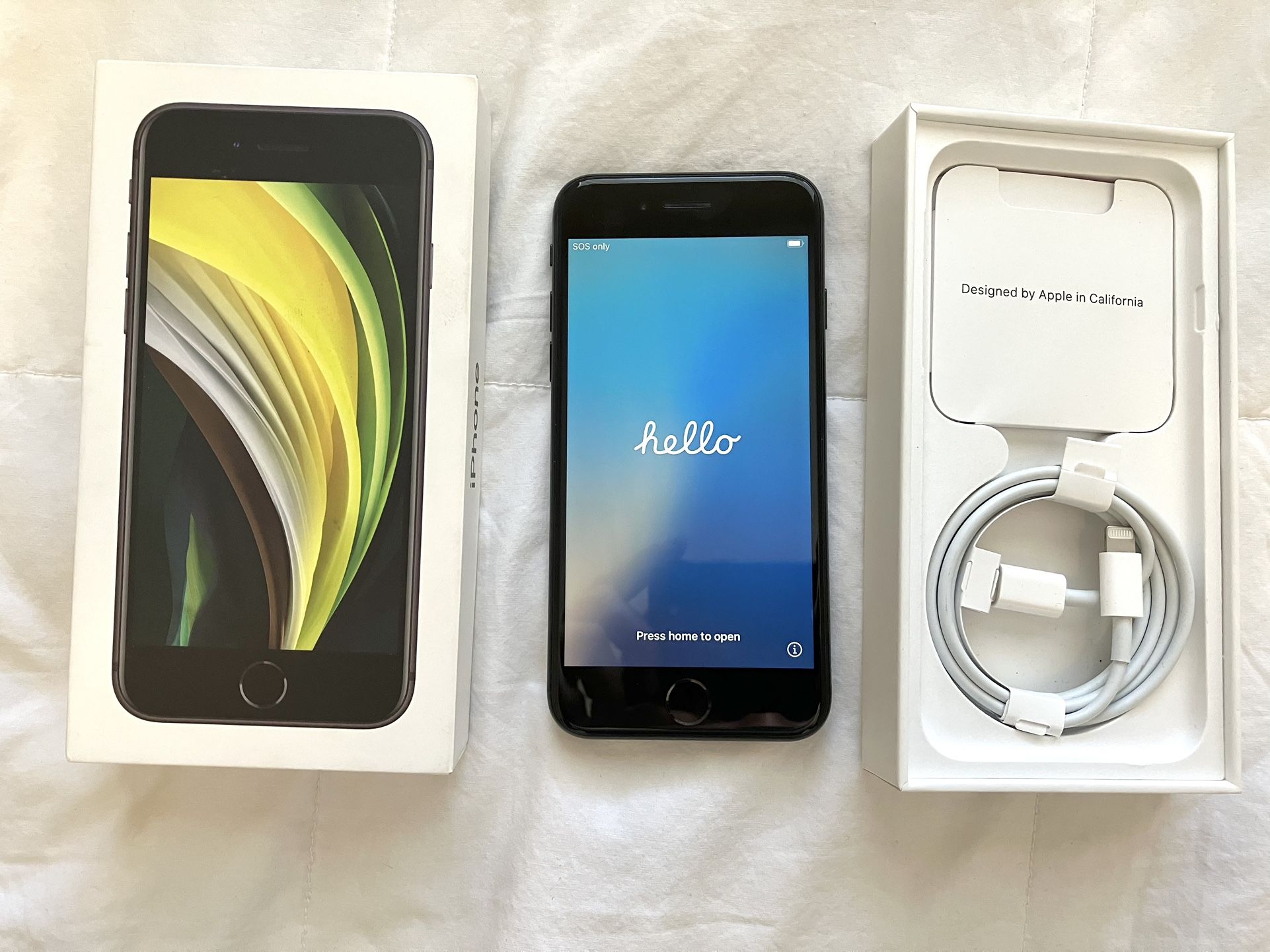 Apple iPhone SE2 2nd gen 128GB black Unlocked like new
