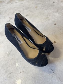 Steve Madden platform black suede heels