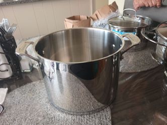 Stainless Pots and pans