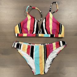 Express Triangle Top & Bikini Bottom, Large Top & Medium Bottom