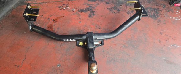 Tow hitch for hyndai  santa fe