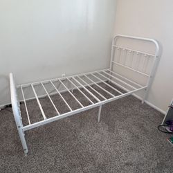 Kids Twin Bed White Metal 