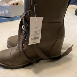 New With Tags Green Wedge Fashion Boots Size 8.5
