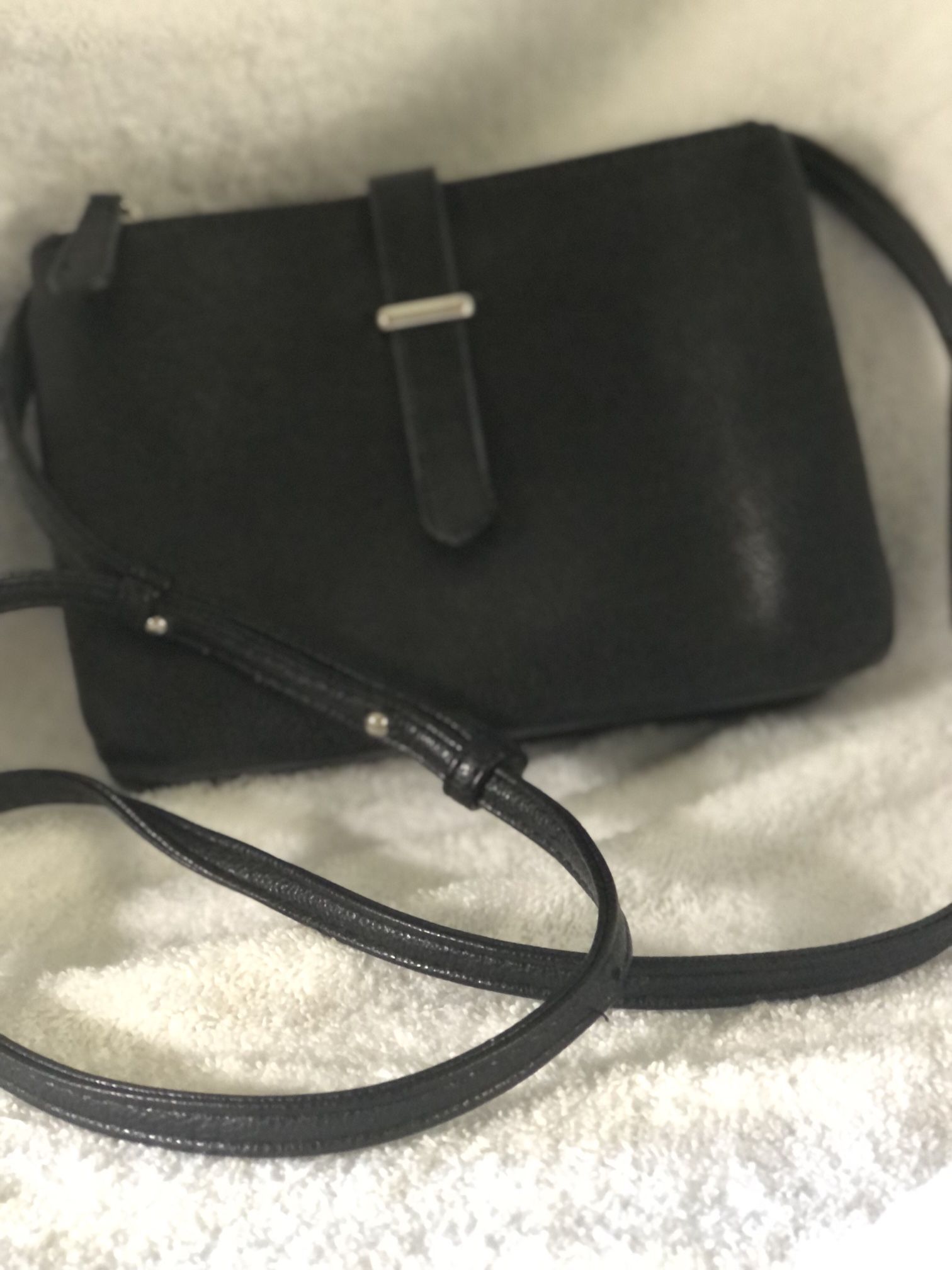 Attention Black Crossbody 3 Compartments Adj Strap Great Condition!