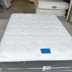 Queen Size Mattress and box Pring Aireloom 