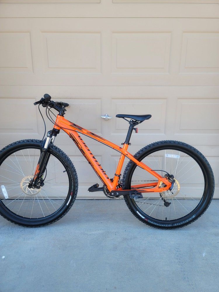 SPECIALIZED PITCH SPORT MOUNTAIN BIKE