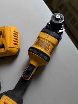DeWalt Cordless grinder with  9.0 Battery with Charger