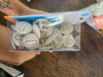 Safety 1st Outlet Plug Covers
