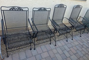 $200 IRON 4 ROCKING CHAIRS COLOR BLACK