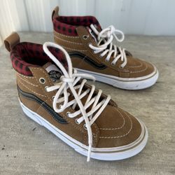 Kids VANS Sk8-Hi MTE-1 HIGH TOP PLAID ShoeColor: Brown/Black 13.5 YOUTH