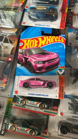 Hotwheels 20 Dodge Charger Hellcat N Case
