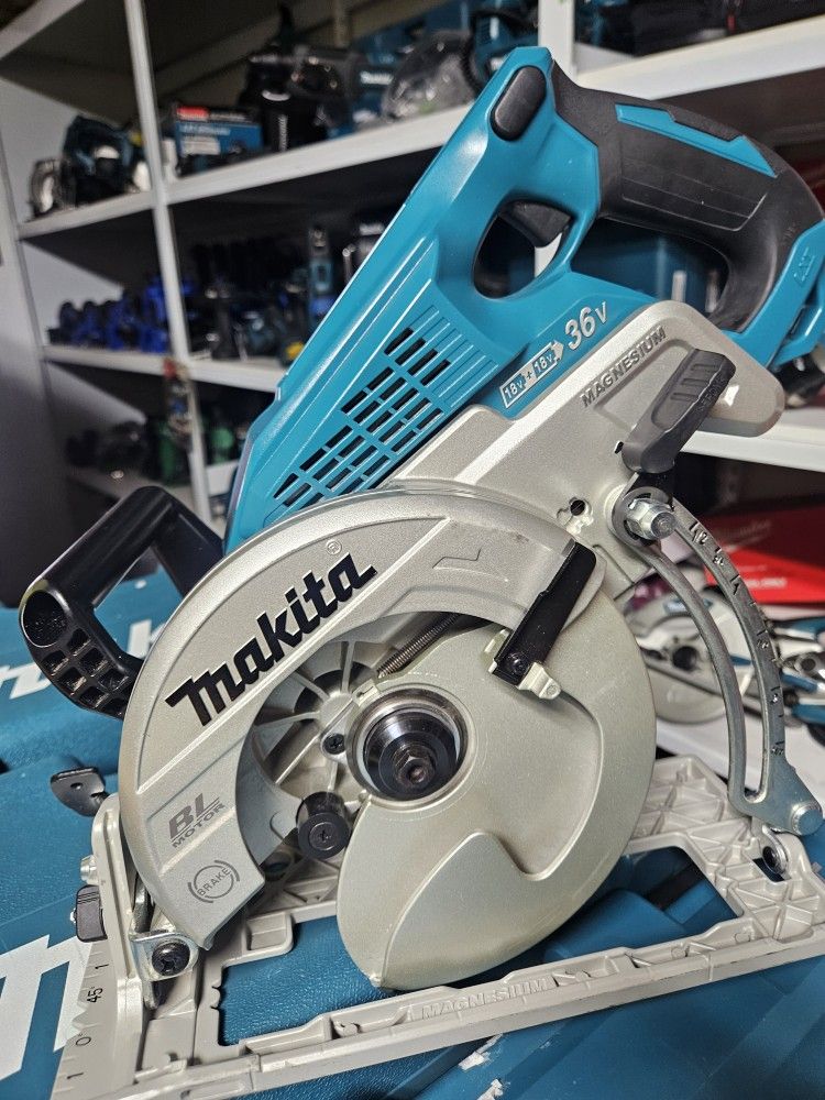 MAKITA 36V CORDLESS BRUSHLESS 7-1/4 REAR HANDLE SAW TOOL ONLY NEW