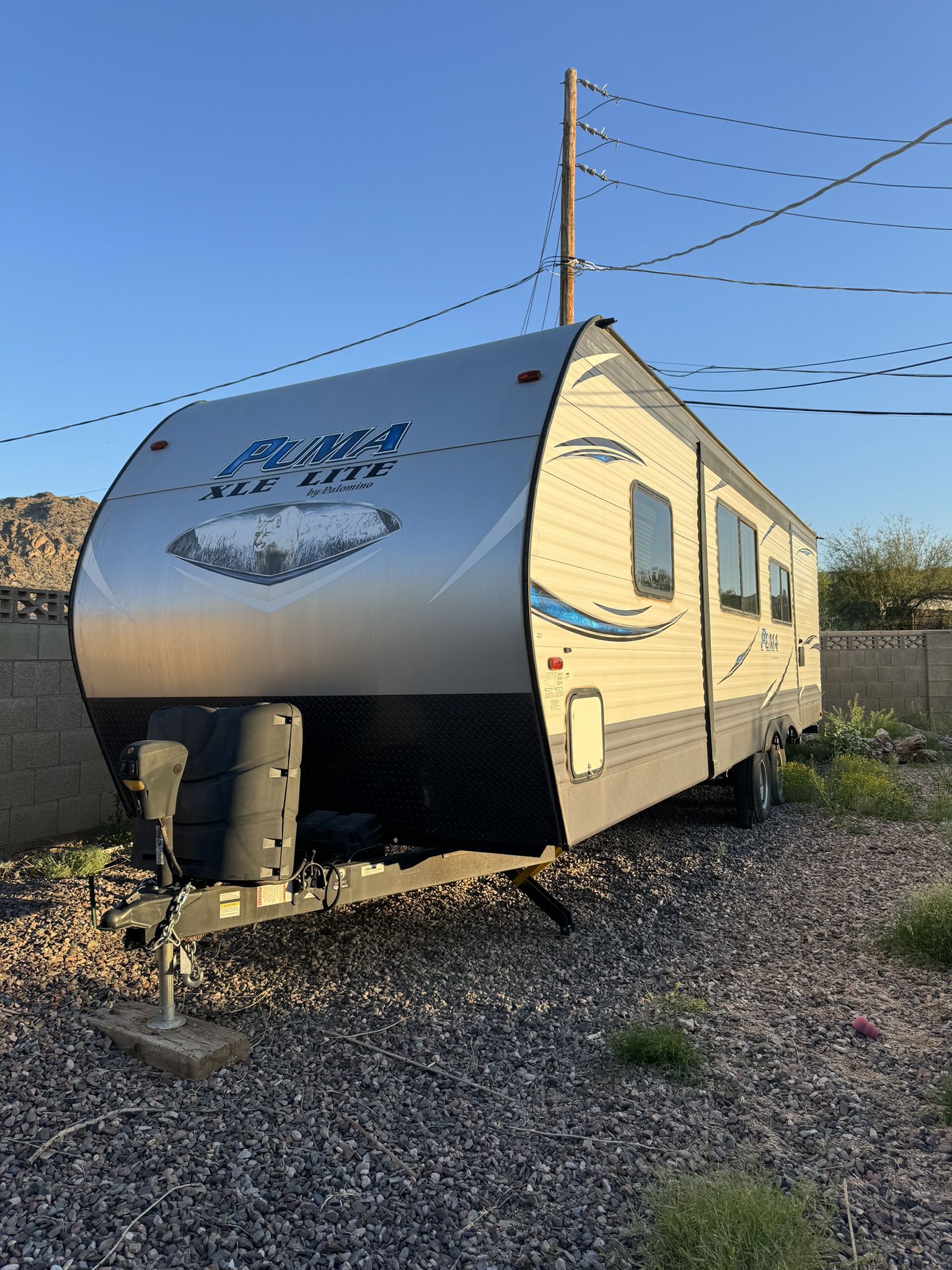 Puma Travel Trailer With Pop Out perfect for the summer