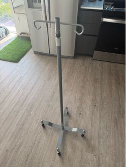 Drive Medical Economy Removable Top I. V. Pole, Silver Vein