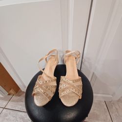 Woman's Heels  Size 6 1/2