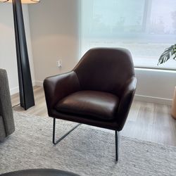 Accent Chair 