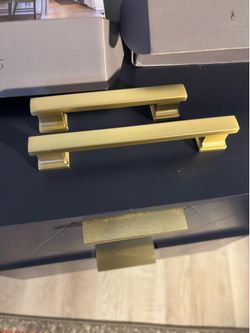 CABINET PULLS