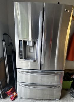LG Refrigerator 