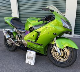 2000 Kawasaki NINJA ZX12r Sportbike 