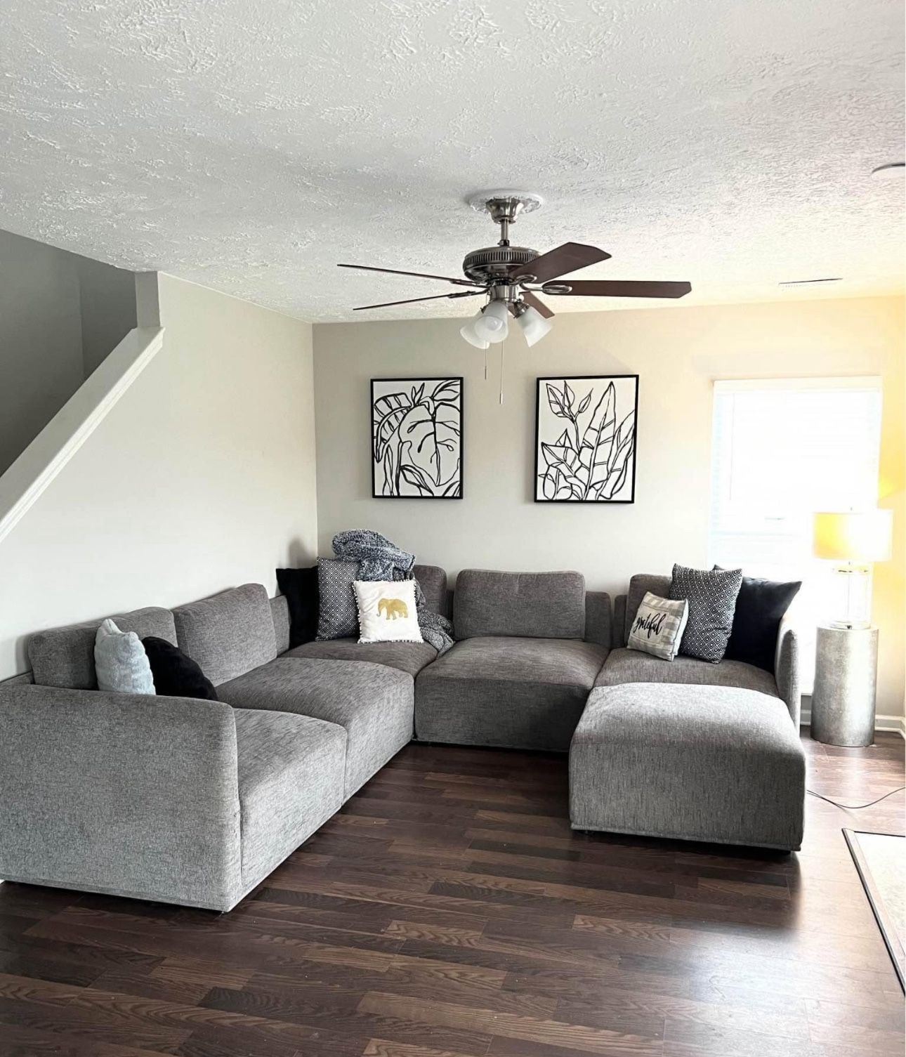 Couch/sectional