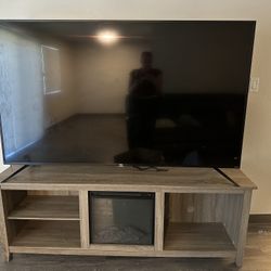 75in TV TCL Roku