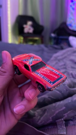 1970 hot wheels car Dixie Challanger