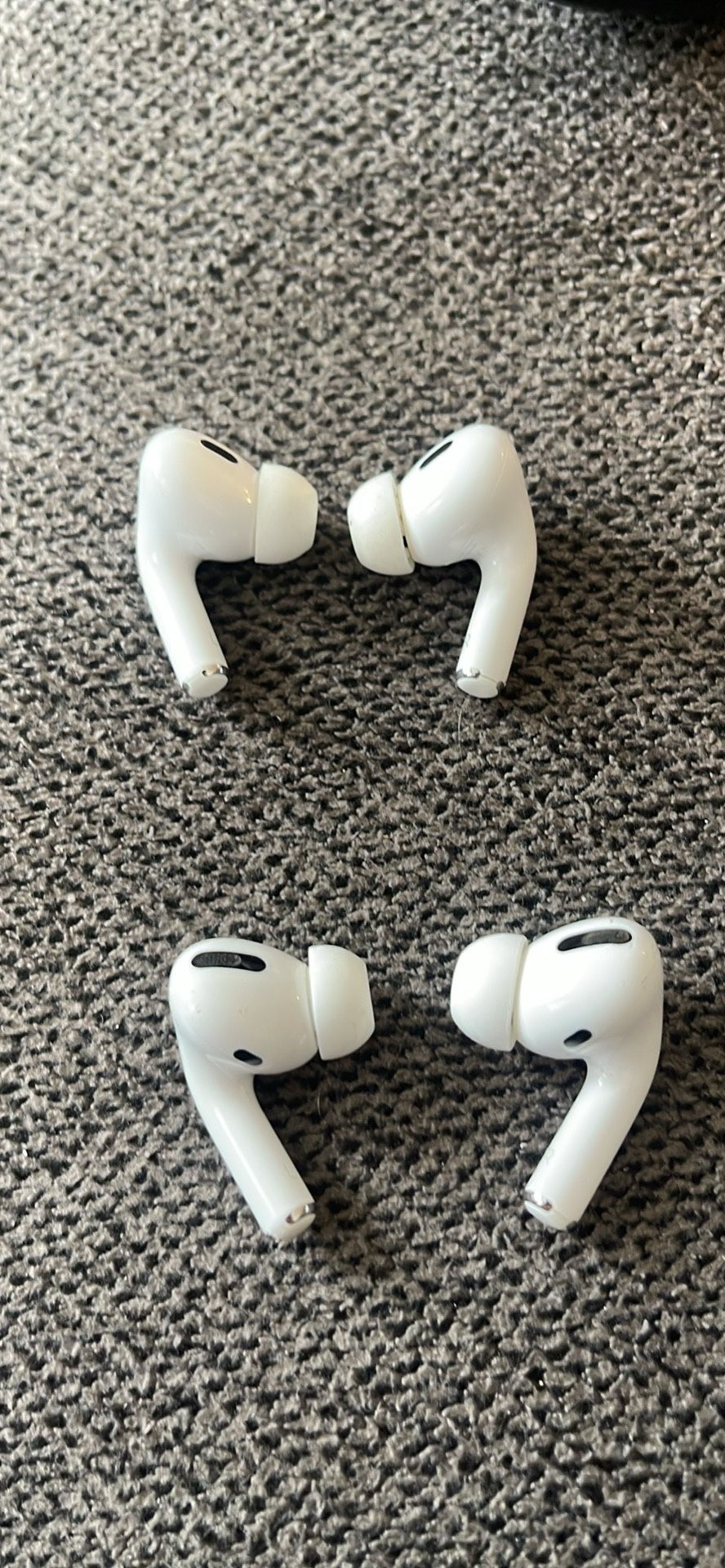 Used AirPods Pro/ Powerbeats *please read*